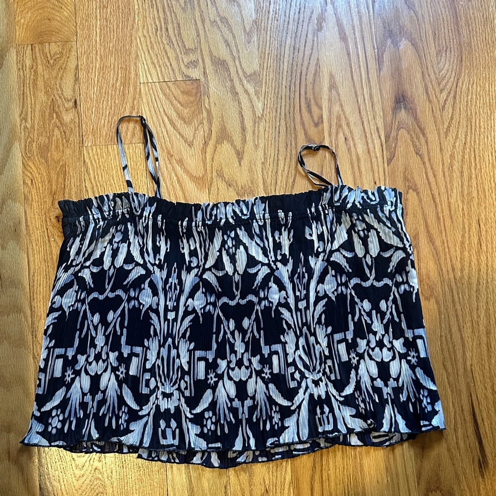 H&M Navy Blue Patterned Flowy Camisole Top